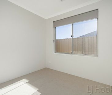 Near new seaside home - Photo 3