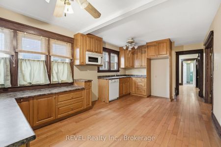 For Lease - 4899 Morrison Street Unit# UPPER, Niagara Falls, Ontario - Photo 2