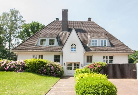 Großzügige, moderne 3-Zimmer-Maisonette-Wohnung mit Kamin und Gartenanteil - Photo 1