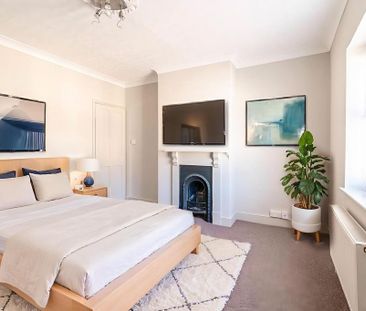 3 bedroom terraced house to rent - Photo 6
