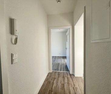 **TOP** renovierte 2-Zimmer-Wohnung mit Tageslichtbad! - Photo 5