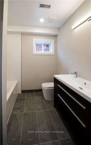 37 Roughley Street #Basement - Photo 5