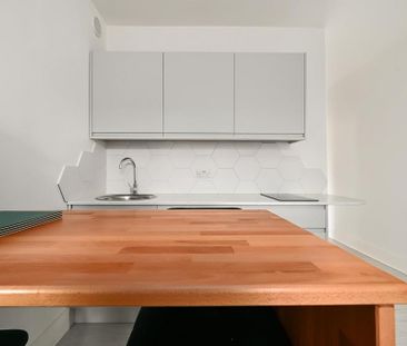 Studio to rent - Photo 2