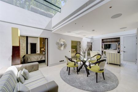 5 bedroom maisonette to rent - Photo 2