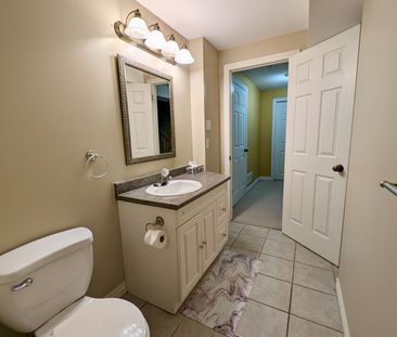 For Lease - 924 Guildwood Boulevard Unit# Lower, London North, Ontario - Photo 5