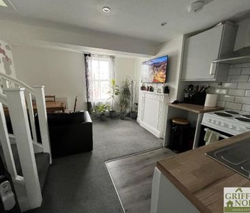 2 bedroom duplex to rent - Photo 1