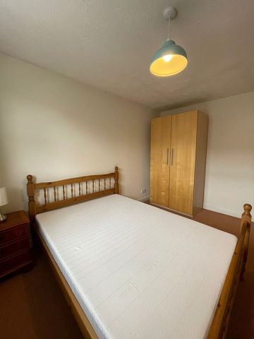 Room in a Shared House, Greenwich, SE8 - Photo 4