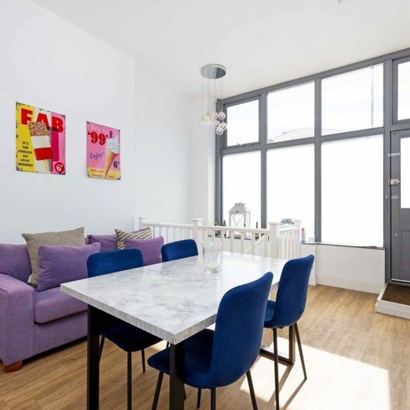 Salisbury Pavement, Fulham, SW6 - Photo 1