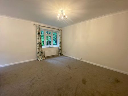 Heatherdale Road, Camberley - Photo 5