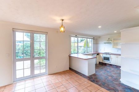 Paraparaumu - 4 bedrooms - Photo 5