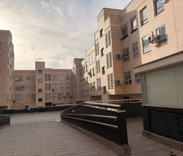 Piso de alquiler en Calle Andrómeda, Sur - PAU 4 - Photo 3