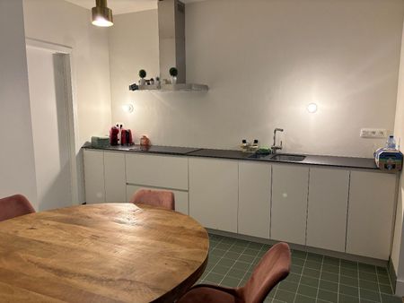 Stapelwoning in centrum Brugge met 2 slaapkamers en polyvalente ruimte - Photo 4