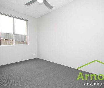 Renovated 2BR Merewether Unit - Photo 1