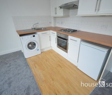 Studio to rent - Photo 6