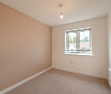 2 bedroom semi-detached house to rent - Photo 6