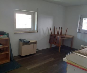 Neu renovierte 3 Zimmer-Wohnung für 2 Studierende in S-Heslach - Photo 1
