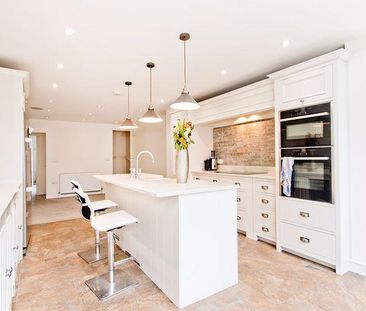 4 bedroom semi-detached house to rent - Photo 6