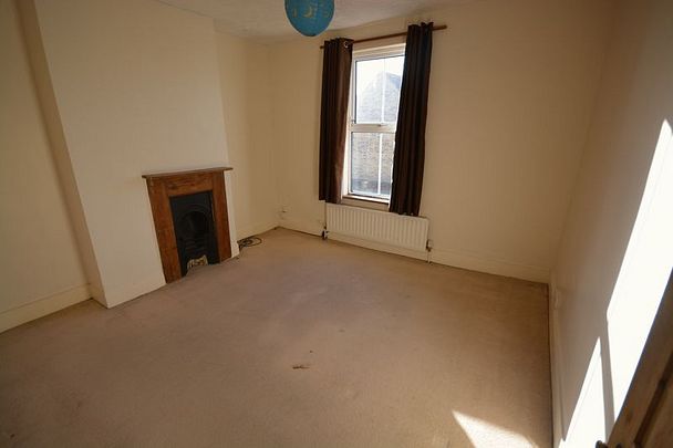 2 bed house to rent in Arundel Street, Maidstone, ME14 - Photo 1