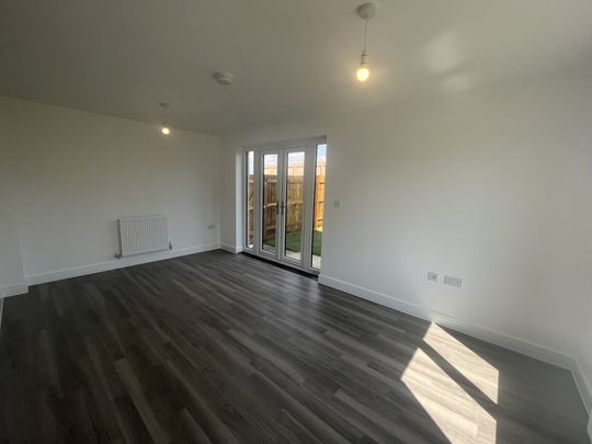 Burbage Way, Crewkerne - Photo 1