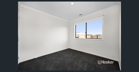 Modern Family Haven in Prime Location! APPLICATIONS NOW OPEN - Photo 4