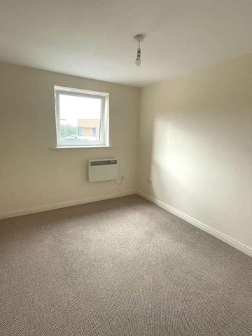 Lowbridge Court, Liverpool, L19 - Photo 5