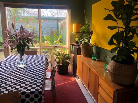 Abbotsford - Photo 2