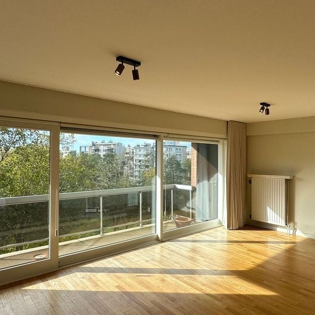 Appartement te huur in Oostende voor € 950 met 2 slaapkamers - Photo 1