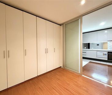 1301/639 Lonsdale Street - Photo 4