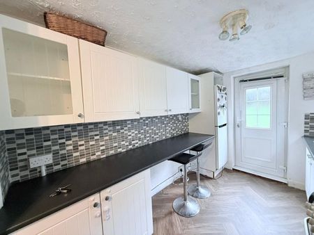 Beckhampton Road, Nottingham, NG5 5LD, Property for rent - Photo 3