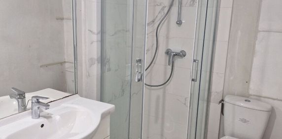 Location appartement 2 pièces, La Crau - Photo 2