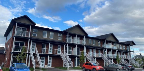 331 Chemin De La Savane (Gatineau) Grand Logement De 2 Chambres - Secteur De Choix! - Photo 3