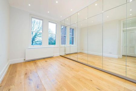 3 bedroom flat to rent - Photo 3