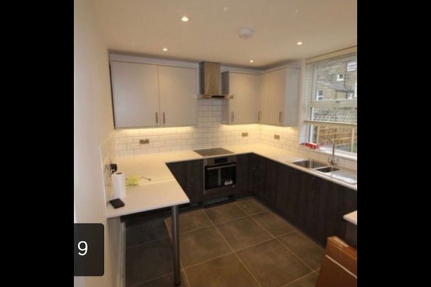 5 Bed Terraced House, Honor Oak Park, SE23 - Photo 1