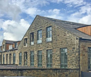 Flat to rent on - Photo 1