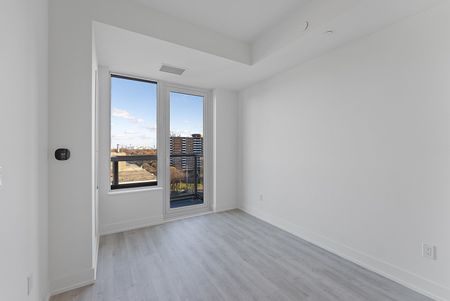 For Lease - 60 Central Park Roadway N/A Unit# 903, Toronto, Ontario - Photo 2