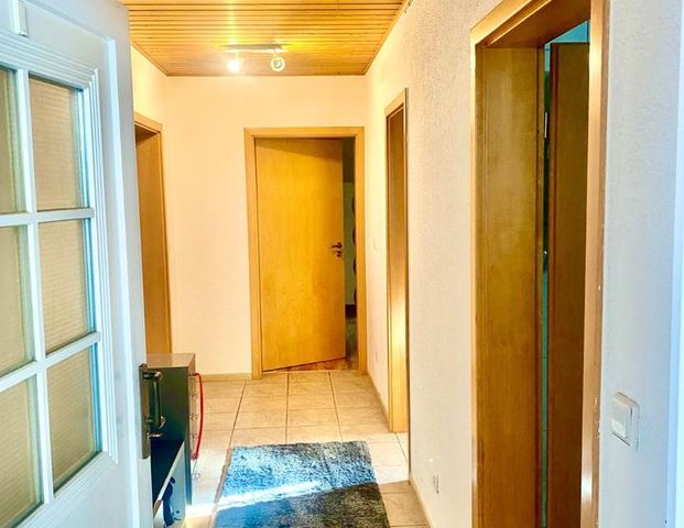 Einliegerwohnung Bernstadt 92 qm mit Terrasse - Foto 1