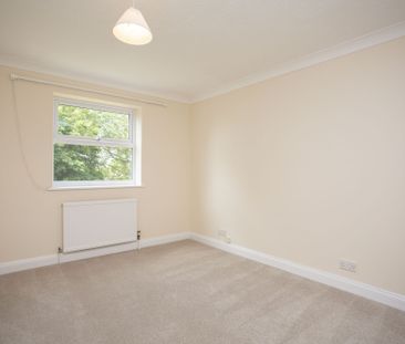 Available unfurnished from 23/03/2027 - Photo 1
