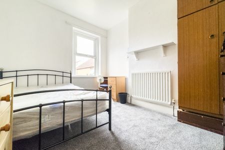 Clun Terrace, Cathays - Photo 3