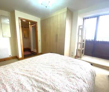 Rent 3 bedroom apartment in Lucan - Photo 6