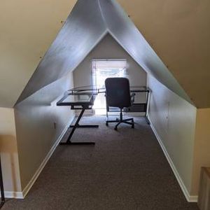 4 BED APARTMENT (WEST CAMPUS) [$650 PER BEDROOM] - Photo 2