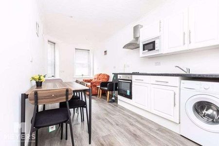 Stewart Court, St. Michaels Road, Bournemouth, BH2 - Photo 5