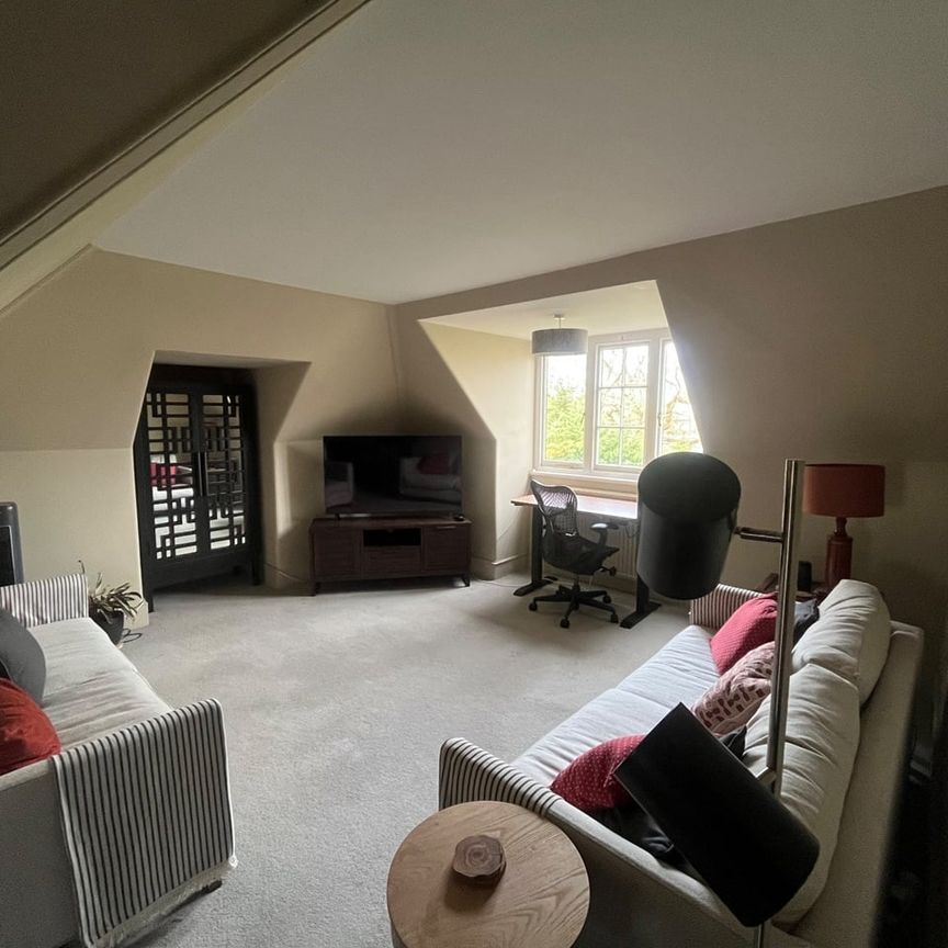 Room in a Shared Flat, Keswick Road, SW15 - Photo 1