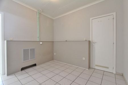 Eénslaapkamerappartement op wandelafstand van het openbaar vervoer - Foto 2