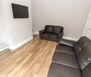 4 bedroom house to rent - Photo 2