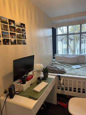 Room in a Shared House, Harlaxton Drive, NG7 - Photo 5