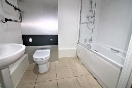 2 bedroom apartment to rent - Photo 5