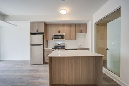 For Lease - 2475 Old Bronte Road Unit# 516, Oakville, Ontario - Photo 2