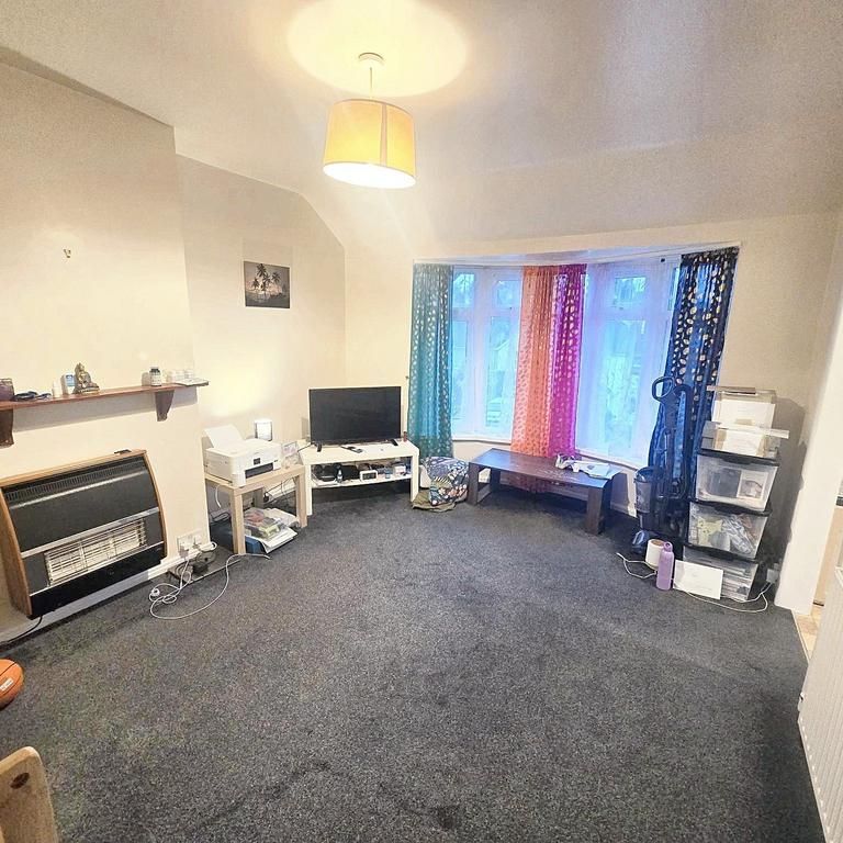 2 bedroom maisonette to rent - Photo 1