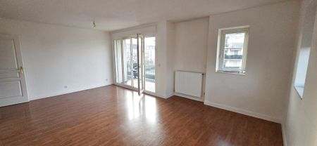 Location Appartement 3 pièces 74m² BORDEAUX 33300 - Photo 2