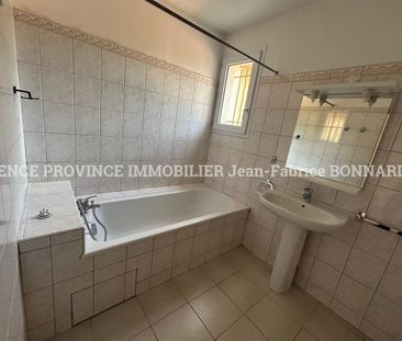Location Maison 3 pièces 79m² VALREAS 84600 - Photo 4